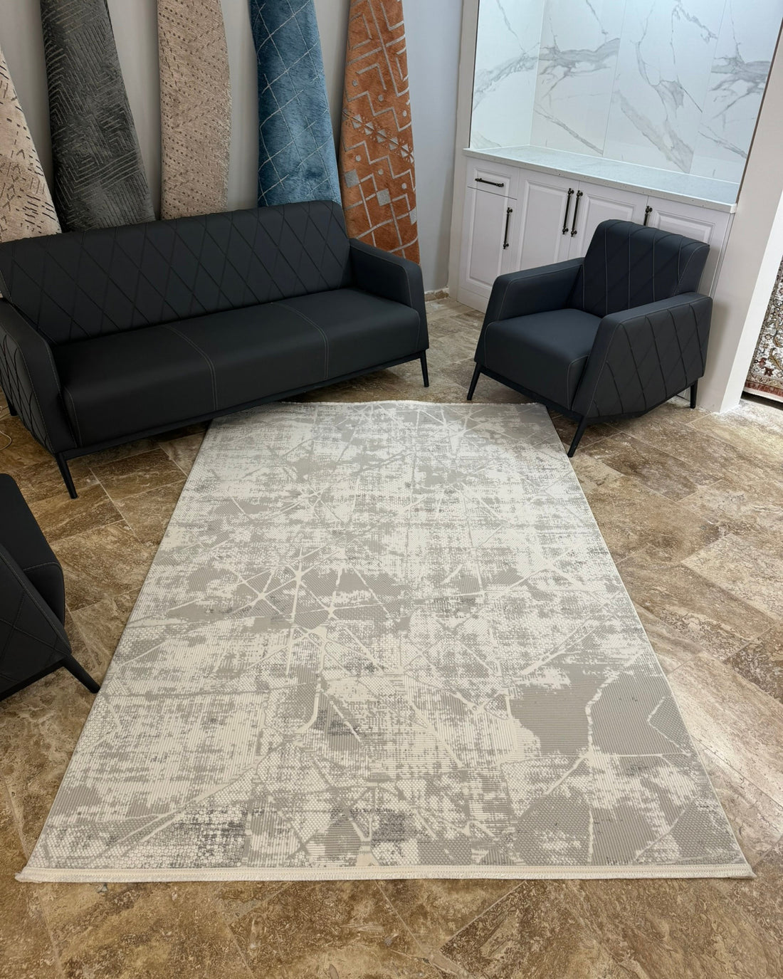 Merlin Modern Desen Makine Halısı Gri