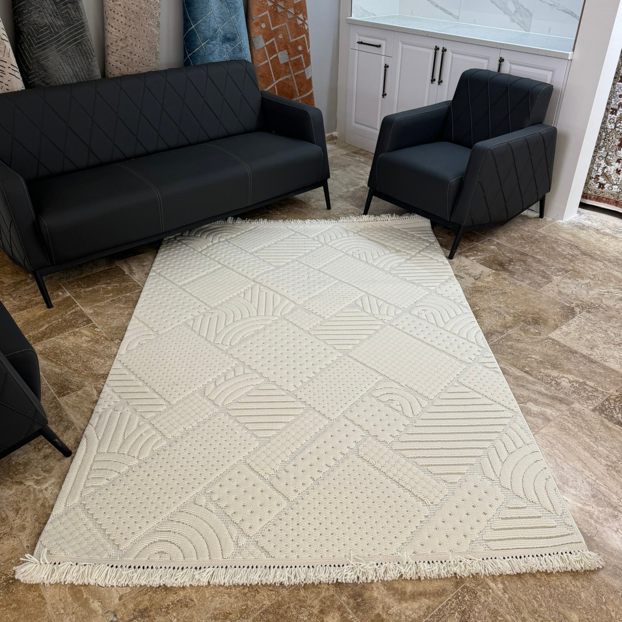 Buklem Desenli Makine Halısı Krem